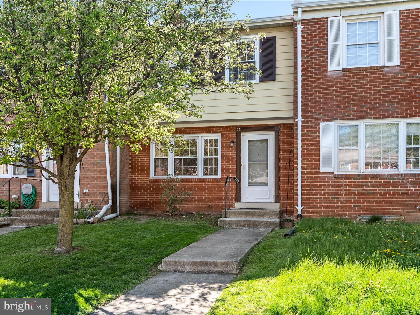 35 SYDNOR ST, HAMILTON, Virginia 20158, 3 Bedrooms Bedrooms, ,1 BathroomBathrooms,Residential,For sale,35 SYDNOR ST,VALO2094250 MLS # VALO2094250