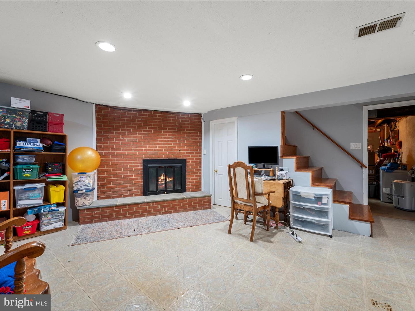 35 SYDNOR ST, HAMILTON, Virginia 20158, 3 Bedrooms Bedrooms, ,1 BathroomBathrooms,Residential,For sale,35 SYDNOR ST,VALO2094250 MLS # VALO2094250