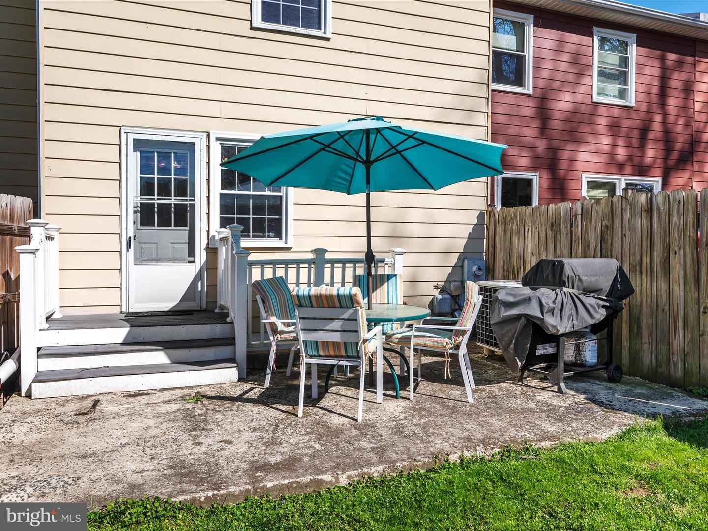 35 SYDNOR ST, HAMILTON, Virginia 20158, 3 Bedrooms Bedrooms, ,1 BathroomBathrooms,Residential,For sale,35 SYDNOR ST,VALO2094250 MLS # VALO2094250