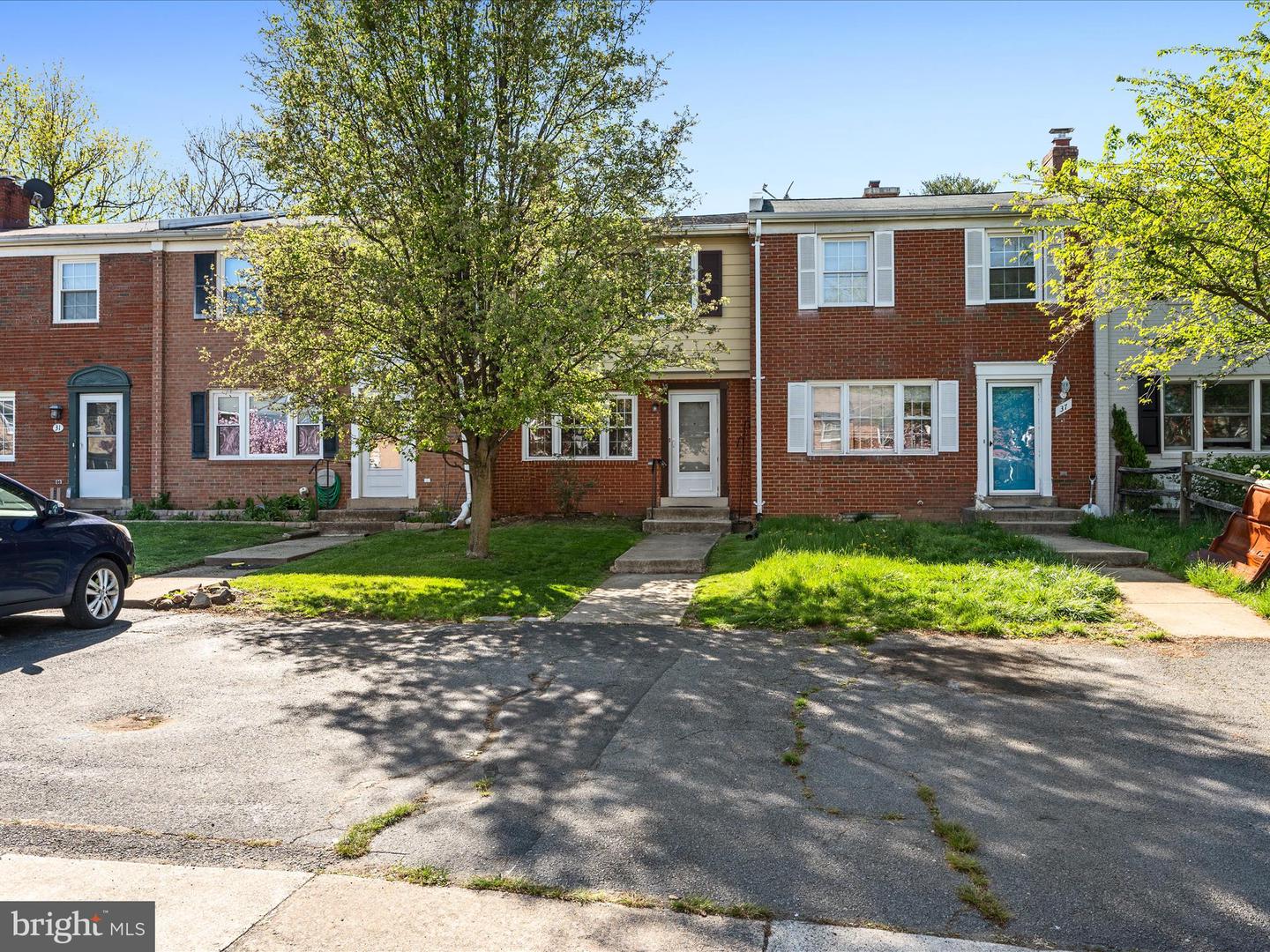 35 SYDNOR ST, HAMILTON, Virginia 20158, 3 Bedrooms Bedrooms, ,1 BathroomBathrooms,Residential,For sale,35 SYDNOR ST,VALO2094250 MLS # VALO2094250