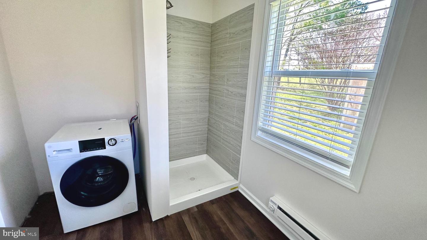 148 ROBIN RD, BROOKNEAL, Virginia 24528, 1 Bedroom Bedrooms, ,1 BathroomBathrooms,Farm,For sale,148 ROBIN RD,VACP2000074 MLS # VACP2000074