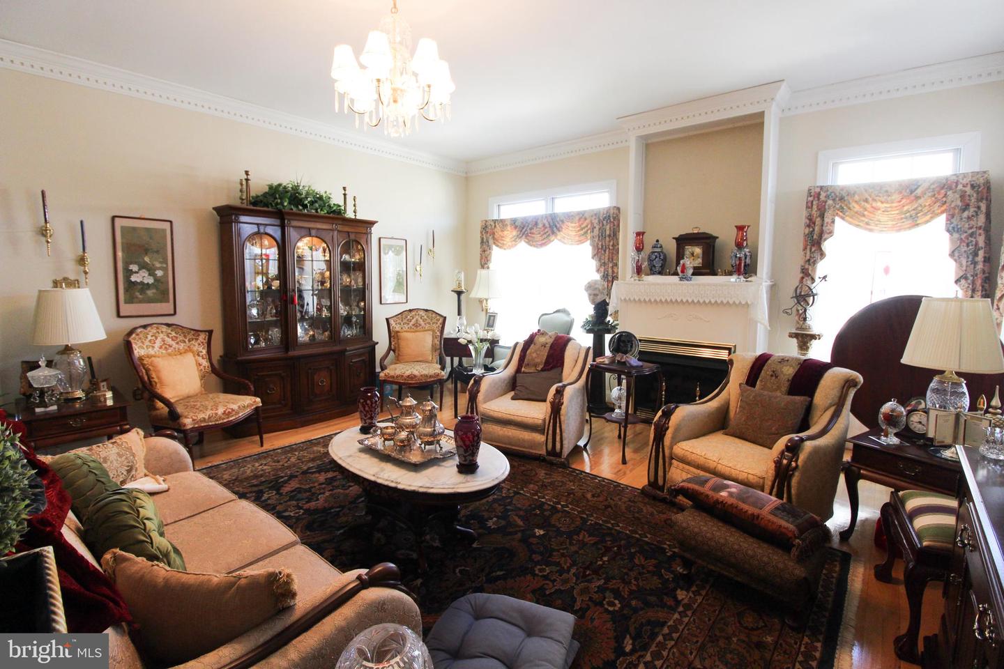 831 SUSAN AVE, WOODSTOCK, Virginia 22664, 3 Bedrooms Bedrooms, ,2 BathroomsBathrooms,Residential,For sale,831 SUSAN AVE,VASH2010484 MLS # VASH2010484