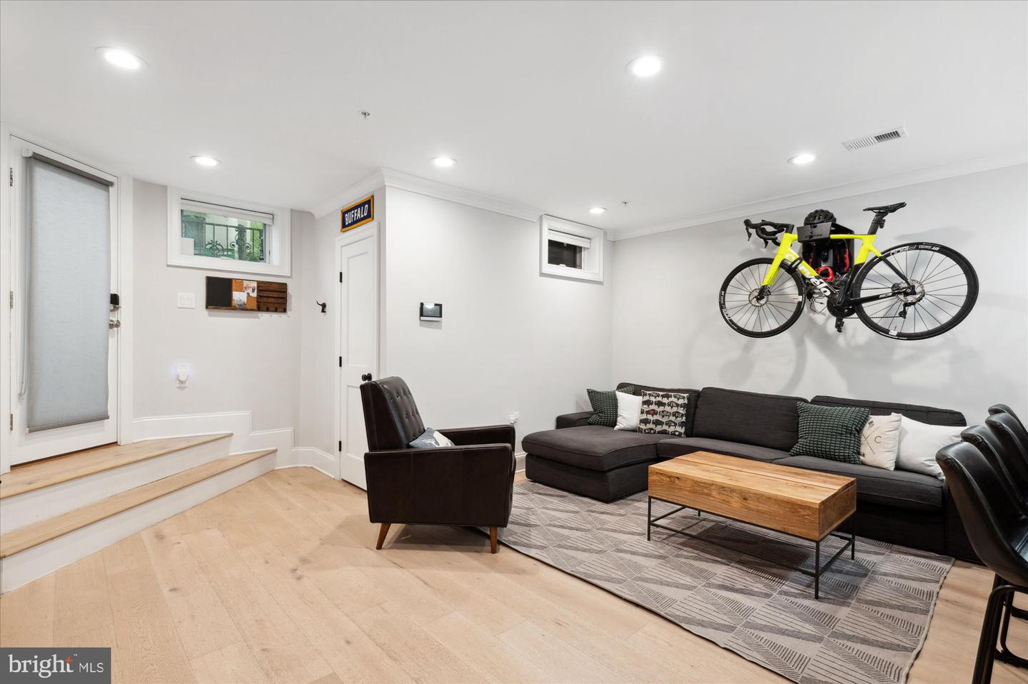 2150 FLORIDA AVE NW #1, WASHINGTON, District Of Columbia 20008, 1 Bedroom Bedrooms, ,2 BathroomsBathrooms,Residential,For sale,2150 FLORIDA AVE NW #1,DCDC2185382 MLS # DCDC2185382