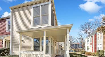11184 SILENTWOOD LN, RESTON, Virginia 20191, 2 Bedrooms Bedrooms, ,2 BathroomsBathrooms,Residential,For sale,11184 SILENTWOOD LN,VAFX2224482 MLS # VAFX2224482