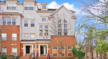 7070 LITTLE THAMES DR #124, GAINESVILLE, Virginia 20155, 3 Bedrooms Bedrooms, ,2 BathroomsBathrooms,Residential,For sale,7070 LITTLE THAMES DR #124,VAPW2089414 MLS # VAPW2089414