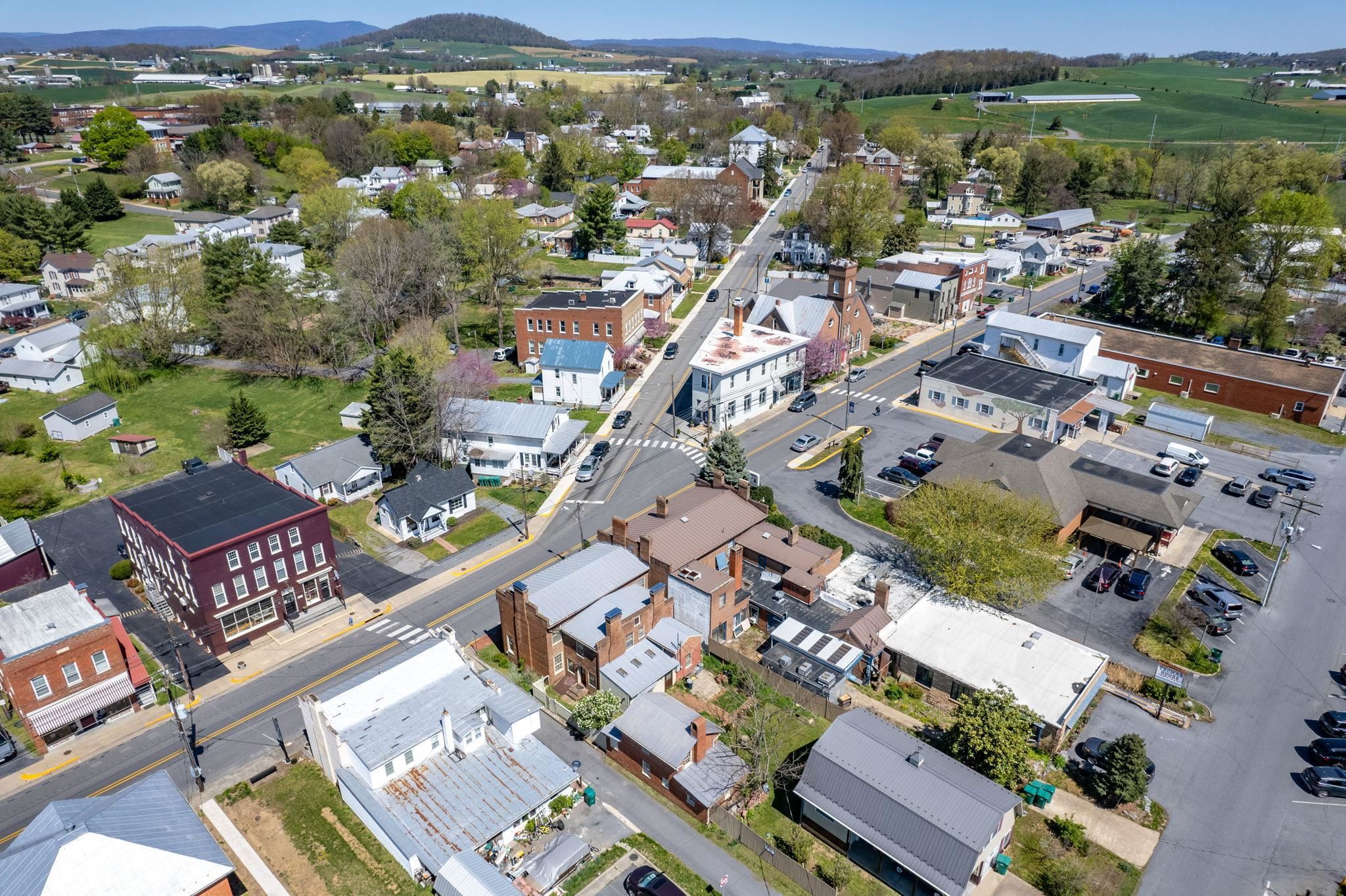 222 MAIN ST, DAYTON, Virginia 22821, 6 Bedrooms Bedrooms, ,5 BathroomsBathrooms,Residential,The Thomas House,222 MAIN ST,663438 MLS # 663438