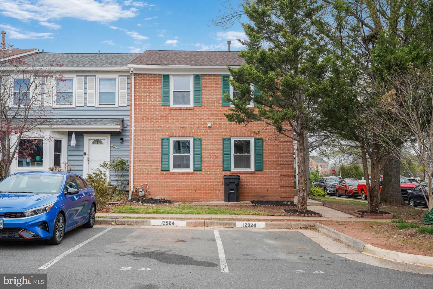 12924 RIDGEMIST LN, FAIRFAX, Virginia 22033, 3 Bedrooms Bedrooms, ,2 BathroomsBathrooms,Residential,For sale,12924 RIDGEMIST LN,VAFX2232110 MLS # VAFX2232110