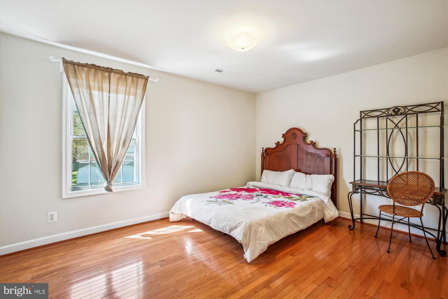 2907 DUMAS ST, ALEXANDRIA, Virginia 22306, 8 Bedrooms Bedrooms, ,5 BathroomsBathrooms,Residential,For sale,2907 DUMAS ST,VAFX2232212 MLS # VAFX2232212