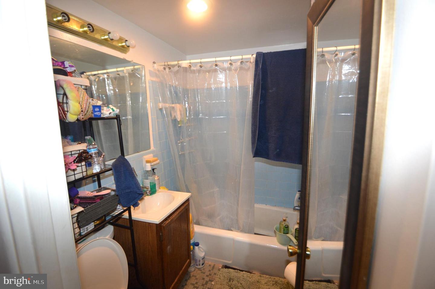 3945 LYNDHURST DR #204, FAIRFAX, Virginia 22031, 1 Bedroom Bedrooms, ,1 BathroomBathrooms,Residential,For sale,3945 LYNDHURST DR #204,VAFC2006090 MLS # VAFC2006090