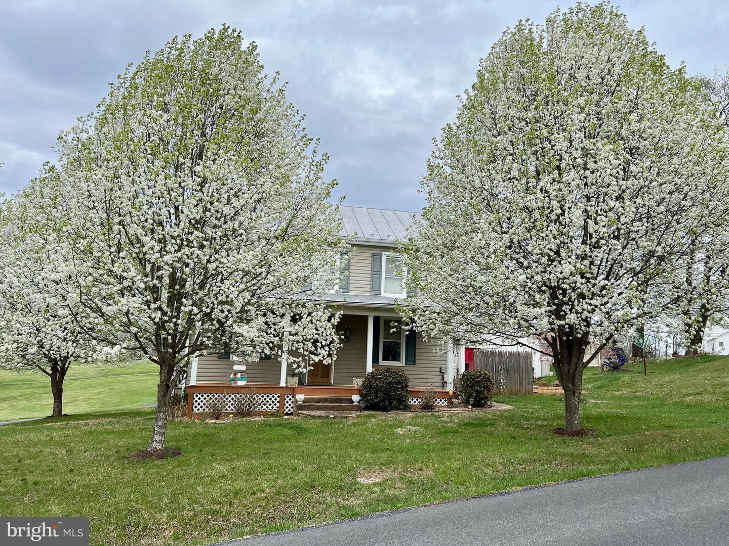1671 FRAVEL RD, WOODSTOCK, Virginia 22664, 3 Bedrooms Bedrooms, ,2 BathroomsBathrooms,Residential,For sale,1671 FRAVEL RD,VASH2011112 MLS # VASH2011112