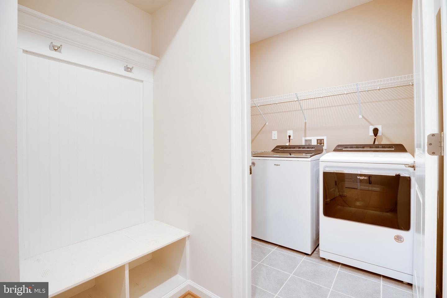 6868 MOONSTONE PEONY LN, HAYMARKET, Virginia 20169, 3 Bedrooms Bedrooms, ,3 BathroomsBathrooms,Residential,For sale,6868 MOONSTONE PEONY LN,VAPW2091676 MLS # VAPW2091676