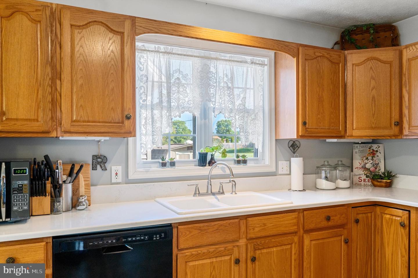 1541 SHIPWRECK DR, NEW MARKET, Virginia 22844, 3 Bedrooms Bedrooms, ,3 BathroomsBathrooms,Residential,For sale,1541 SHIPWRECK DR,VASH2011190 MLS # VASH2011190