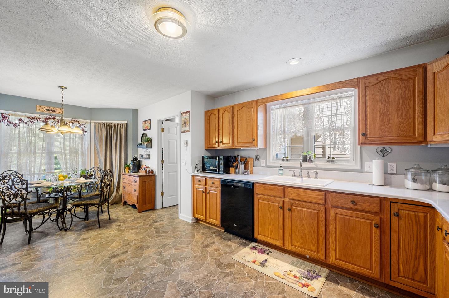 1541 SHIPWRECK DR, NEW MARKET, Virginia 22844, 3 Bedrooms Bedrooms, ,3 BathroomsBathrooms,Residential,For sale,1541 SHIPWRECK DR,VASH2011190 MLS # VASH2011190