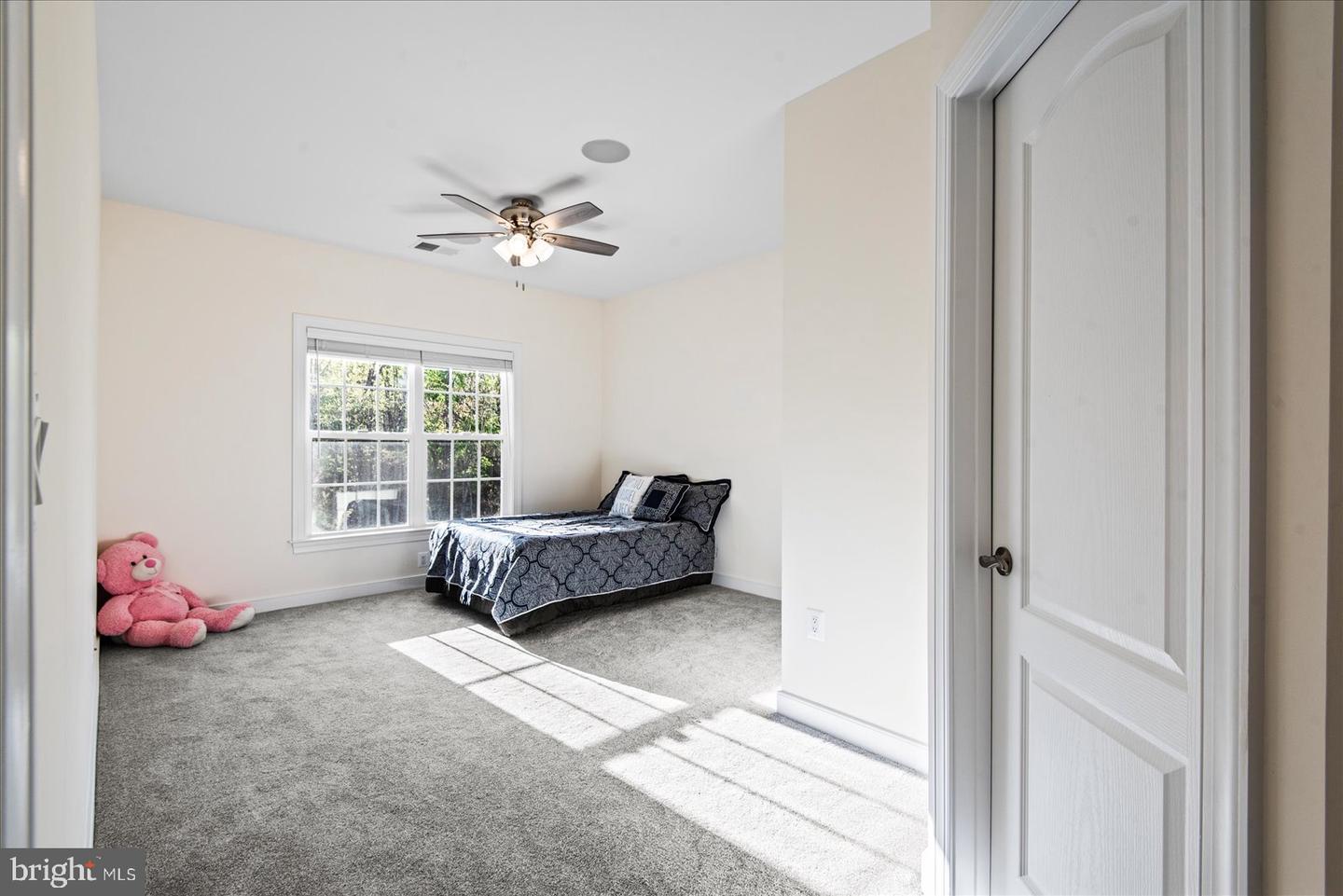 969 MOUNTAIN VIEW RD, FREDERICKSBURG, Virginia 22406, 6 Bedrooms Bedrooms, ,7 BathroomsBathrooms,Residential,For sale,969 MOUNTAIN VIEW RD,VAST2037940 MLS # VAST2037940