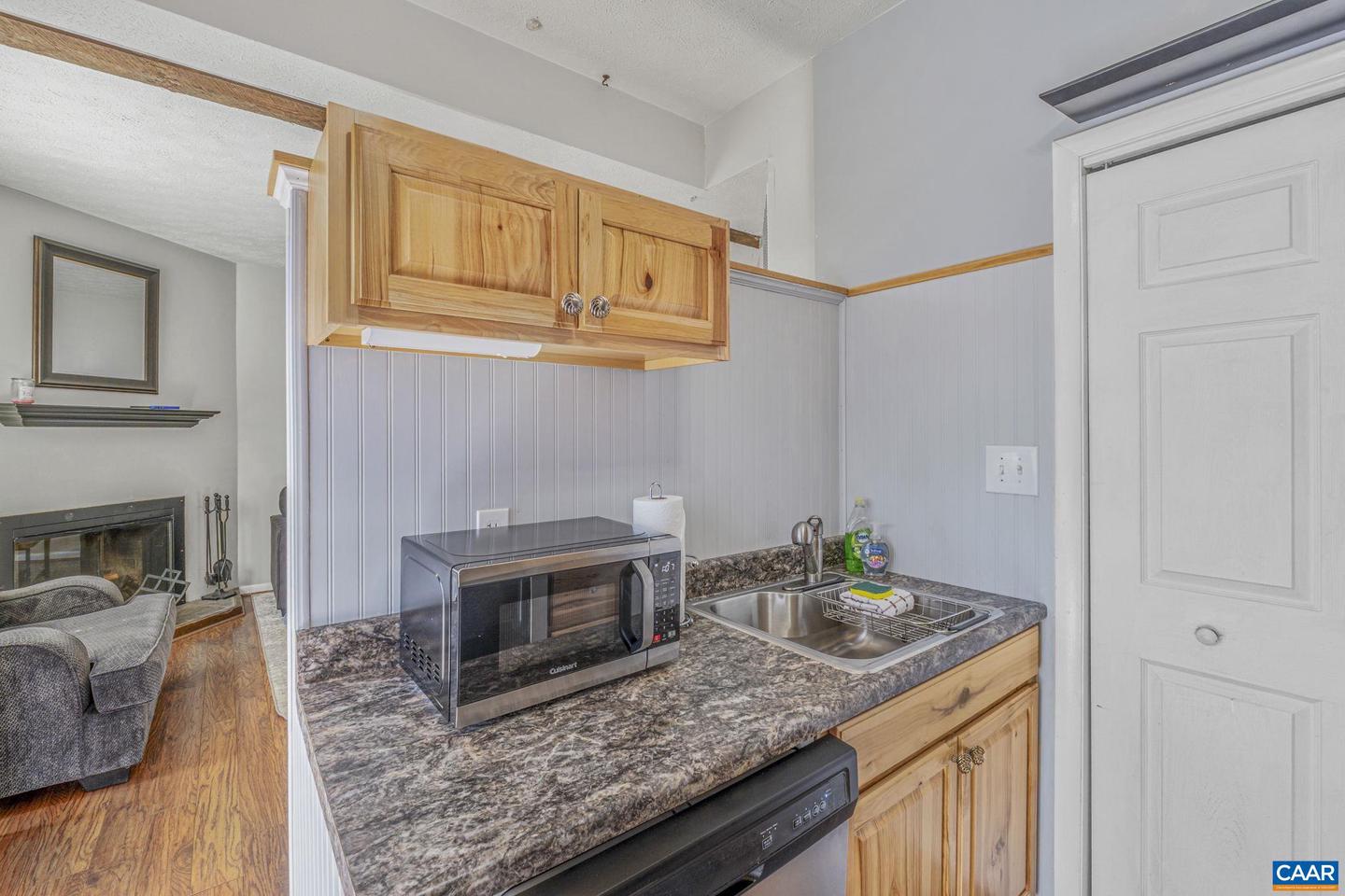 736 LAURELWOOD CONDOS, ROSELAND, Virginia 22967, 1 Bedroom Bedrooms, ,1 BathroomBathrooms,Residential,For sale,736 LAURELWOOD CONDOS,663409 MLS # 663409