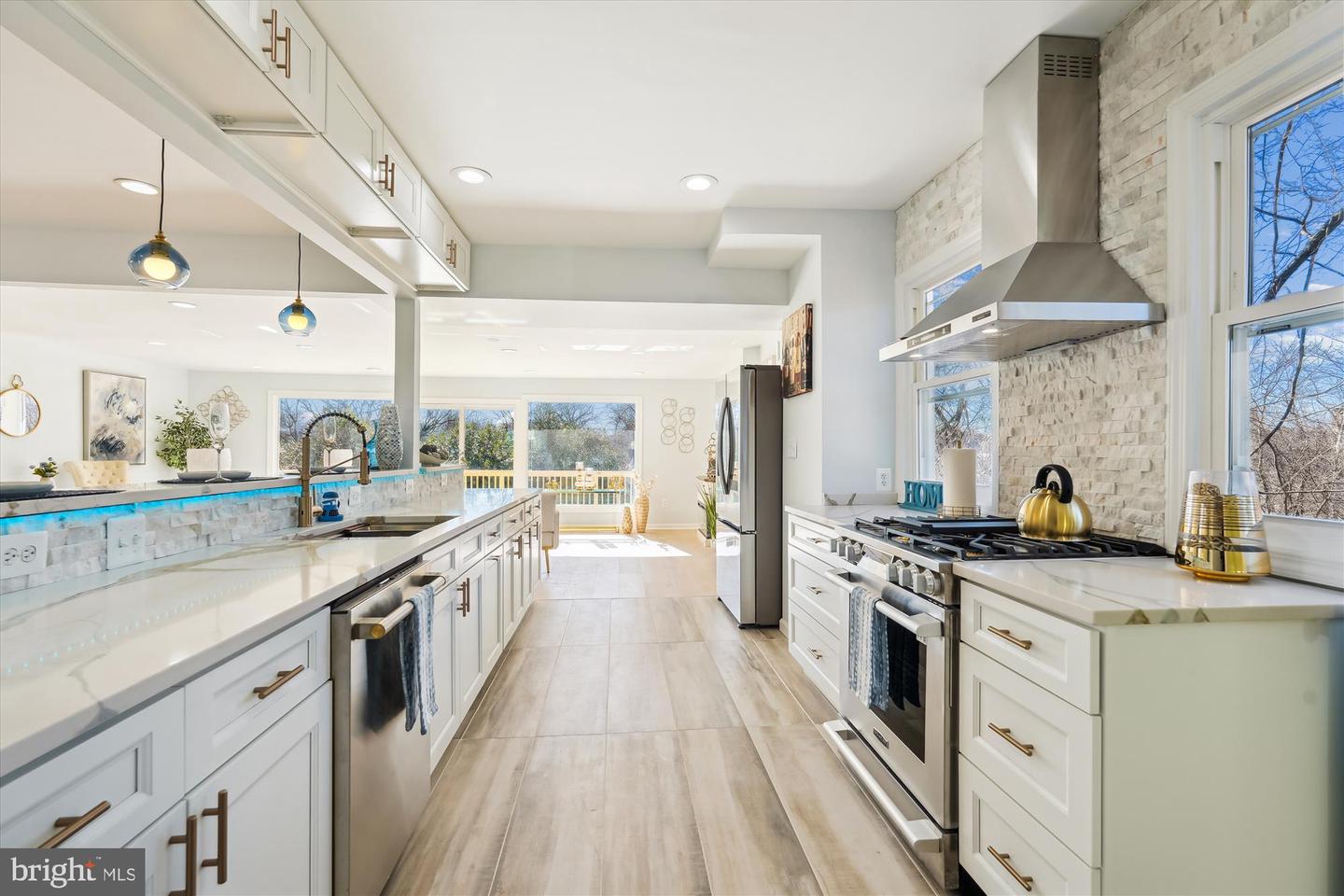 2528 ELVANS RD SE, WASHINGTON, District Of Columbia 20020, 5 Bedrooms Bedrooms, ,3 BathroomsBathrooms,Residential,For sale,2528 ELVANS RD SE,DCDC2196256 MLS # DCDC2196256