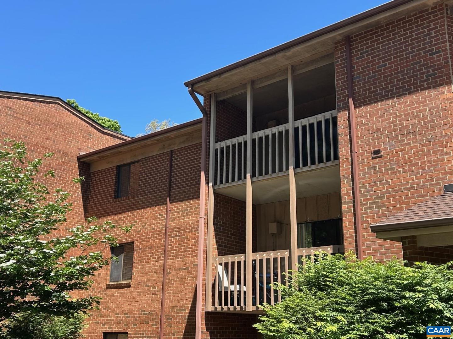 125 TURTLE CREEK RD #9, CHARLOTTESVILLE, Virginia 22901, 2 Bedrooms Bedrooms, ,2 BathroomsBathrooms,Residential,For sale,125 TURTLE CREEK RD #9,663434 MLS # 663434