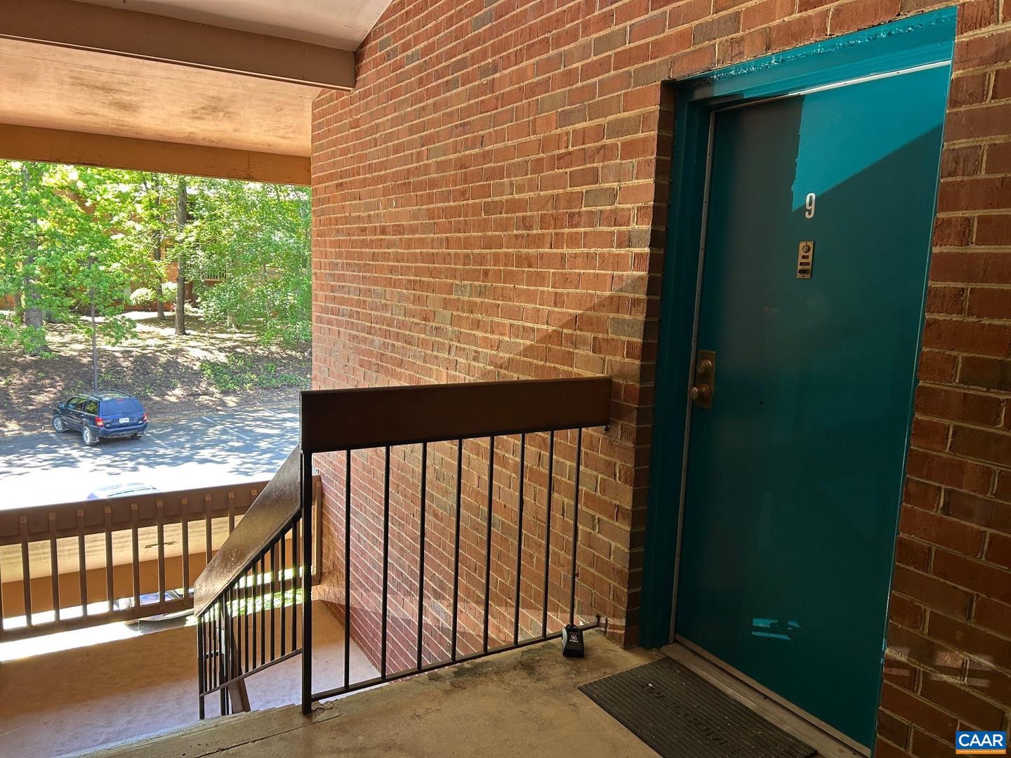 125 TURTLE CREEK RD #9, CHARLOTTESVILLE, Virginia 22901, 2 Bedrooms Bedrooms, ,2 BathroomsBathrooms,Residential,For sale,125 TURTLE CREEK RD #9,663434 MLS # 663434