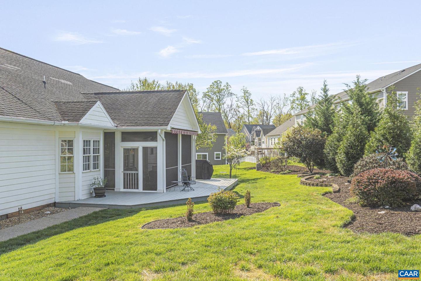 2033 SHEPHERDS RIDGE RD, CHARLOTTESVILLE, Virginia 22901, 3 Bedrooms Bedrooms, ,2 BathroomsBathrooms,Residential,For sale,2033 SHEPHERDS RIDGE RD,663435 MLS # 663435