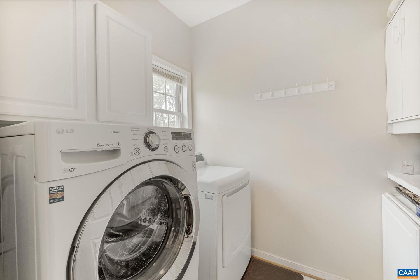 2033 SHEPHERDS RIDGE RD, CHARLOTTESVILLE, Virginia 22901, 3 Bedrooms Bedrooms, ,2 BathroomsBathrooms,Residential,For sale,2033 SHEPHERDS RIDGE RD,663435 MLS # 663435