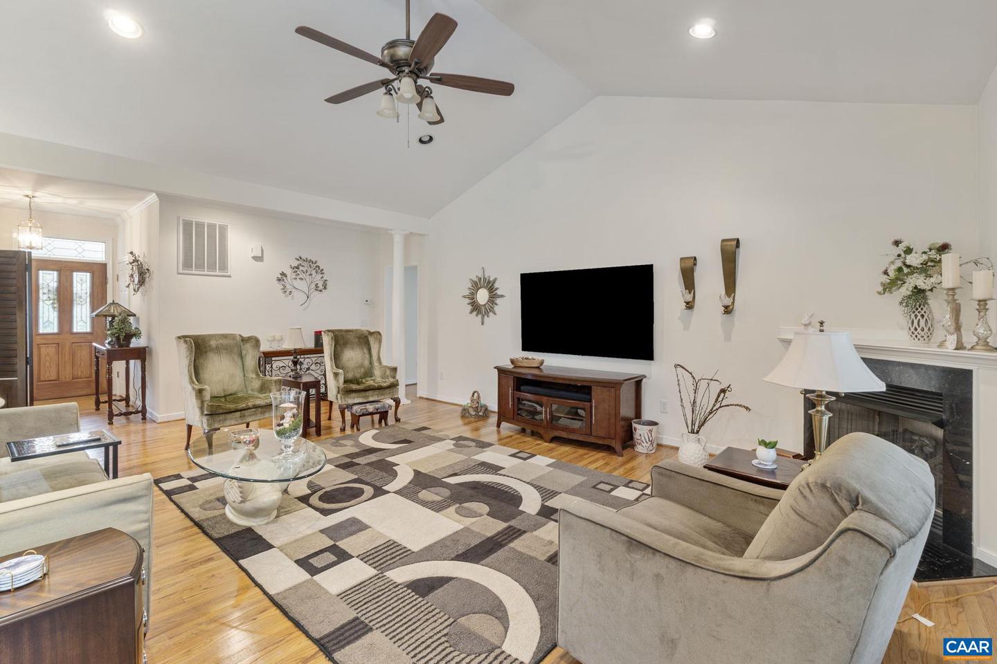 2033 SHEPHERDS RIDGE RD, CHARLOTTESVILLE, Virginia 22901, 3 Bedrooms Bedrooms, ,2 BathroomsBathrooms,Residential,For sale,2033 SHEPHERDS RIDGE RD,663435 MLS # 663435