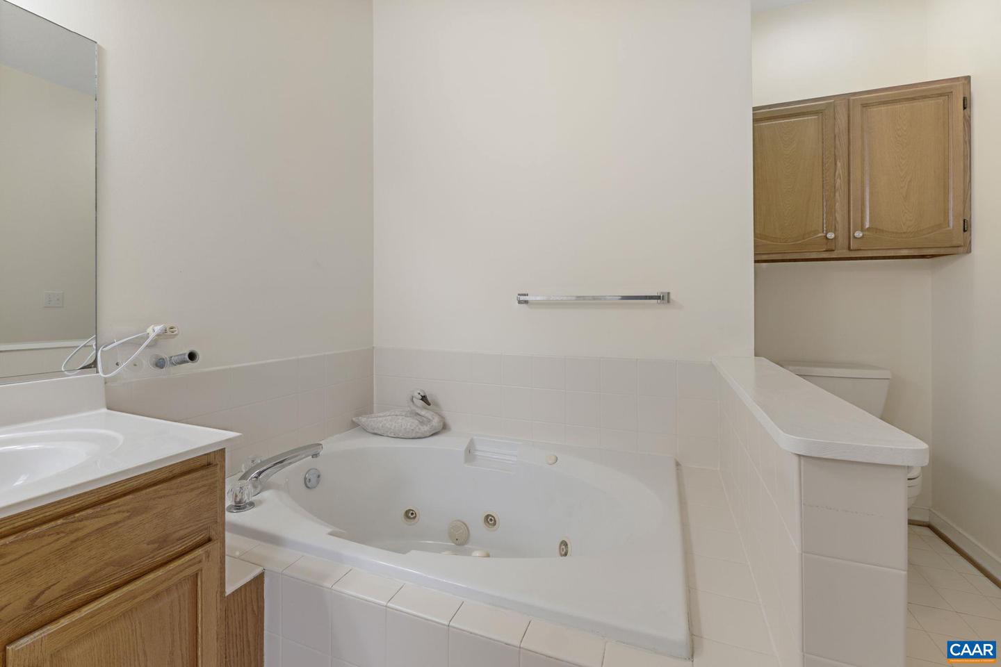2033 SHEPHERDS RIDGE RD, CHARLOTTESVILLE, Virginia 22901, 3 Bedrooms Bedrooms, ,2 BathroomsBathrooms,Residential,For sale,2033 SHEPHERDS RIDGE RD,663435 MLS # 663435