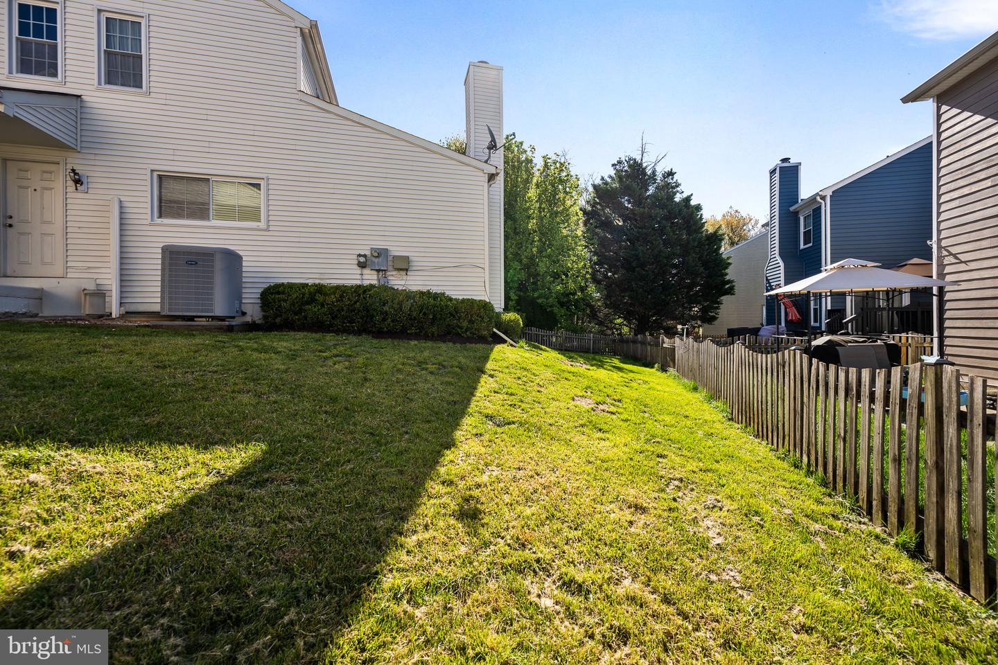 16 DARIAN CT, STERLING, Virginia 20165, 3 Bedrooms Bedrooms, ,2 BathroomsBathrooms,Residential,For sale,16 DARIAN CT,VALO2093902 MLS # VALO2093902