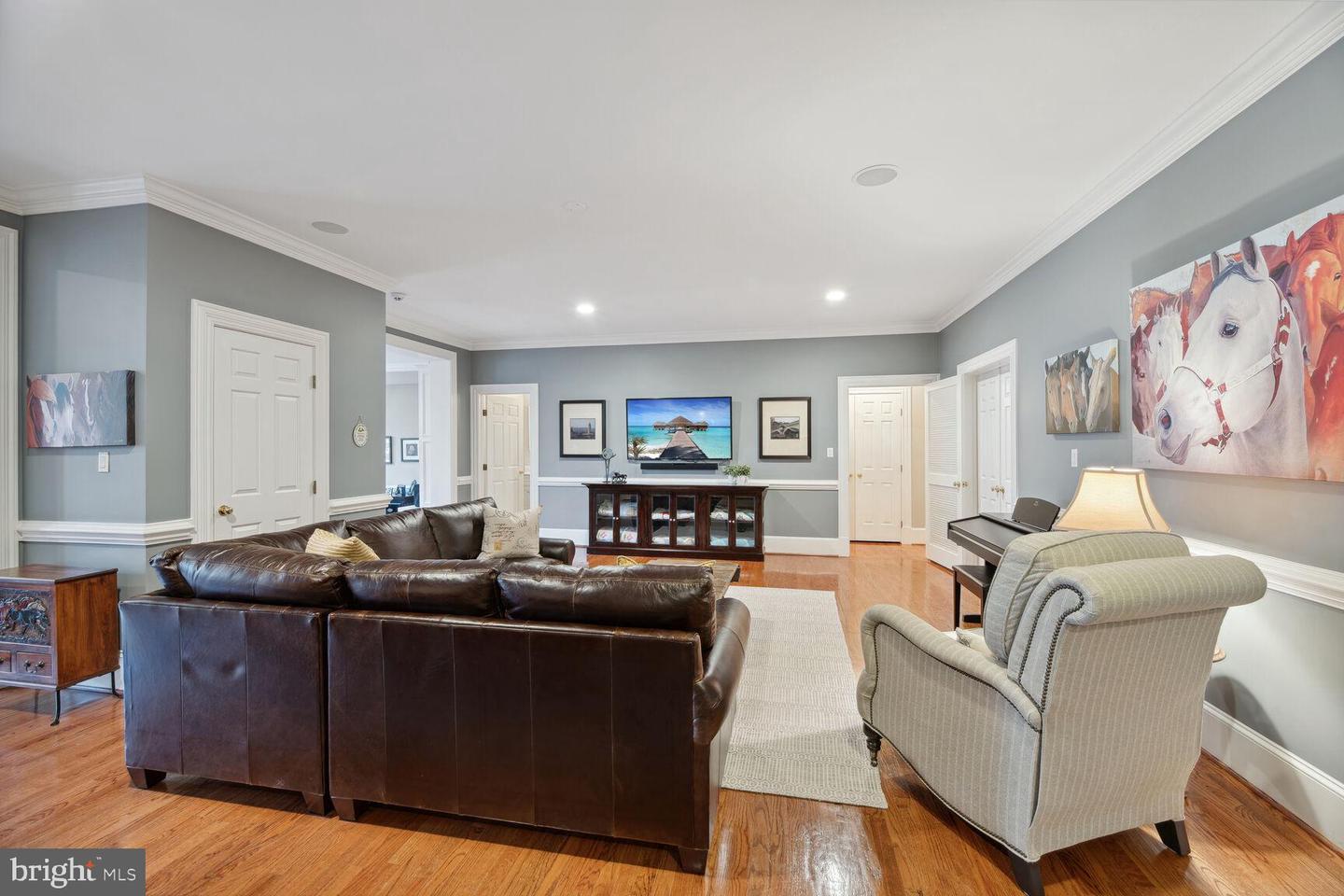 1225 STUART ROBESON DR, MCLEAN, Virginia 22101, 3 Bedrooms Bedrooms, ,4 BathroomsBathrooms,Residential,For sale,1225 STUART ROBESON DR,VAFX2235254 MLS # VAFX2235254