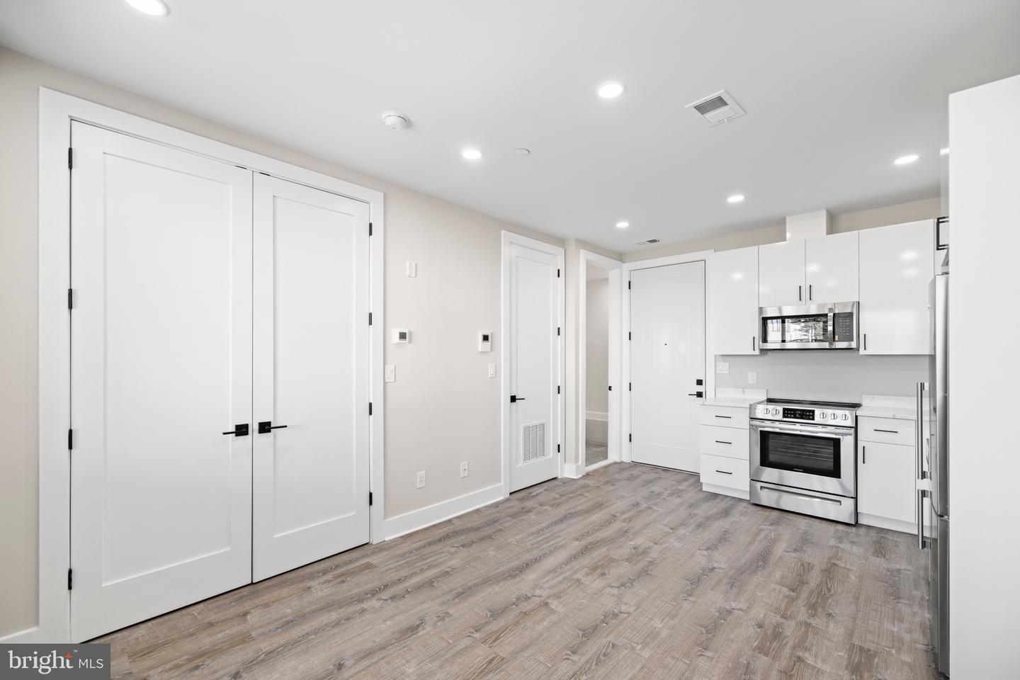 824 18TH ST NE #202, WASHINGTON, District Of Columbia 20002, ,1 BathroomBathrooms,Residential,For sale,824 18TH ST NE #202,DCDC2196314 MLS # DCDC2196314