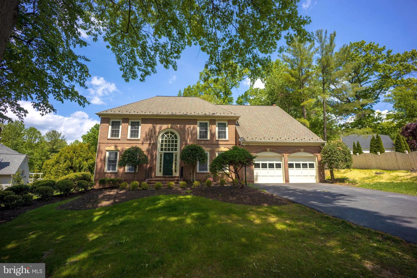 11102 BOWEN AVE, GREAT FALLS, Virginia 22066, 4 Bedrooms Bedrooms, ,3 BathroomsBathrooms,Residential,For sale,11102 BOWEN AVE,VAFX2234982 MLS # VAFX2234982