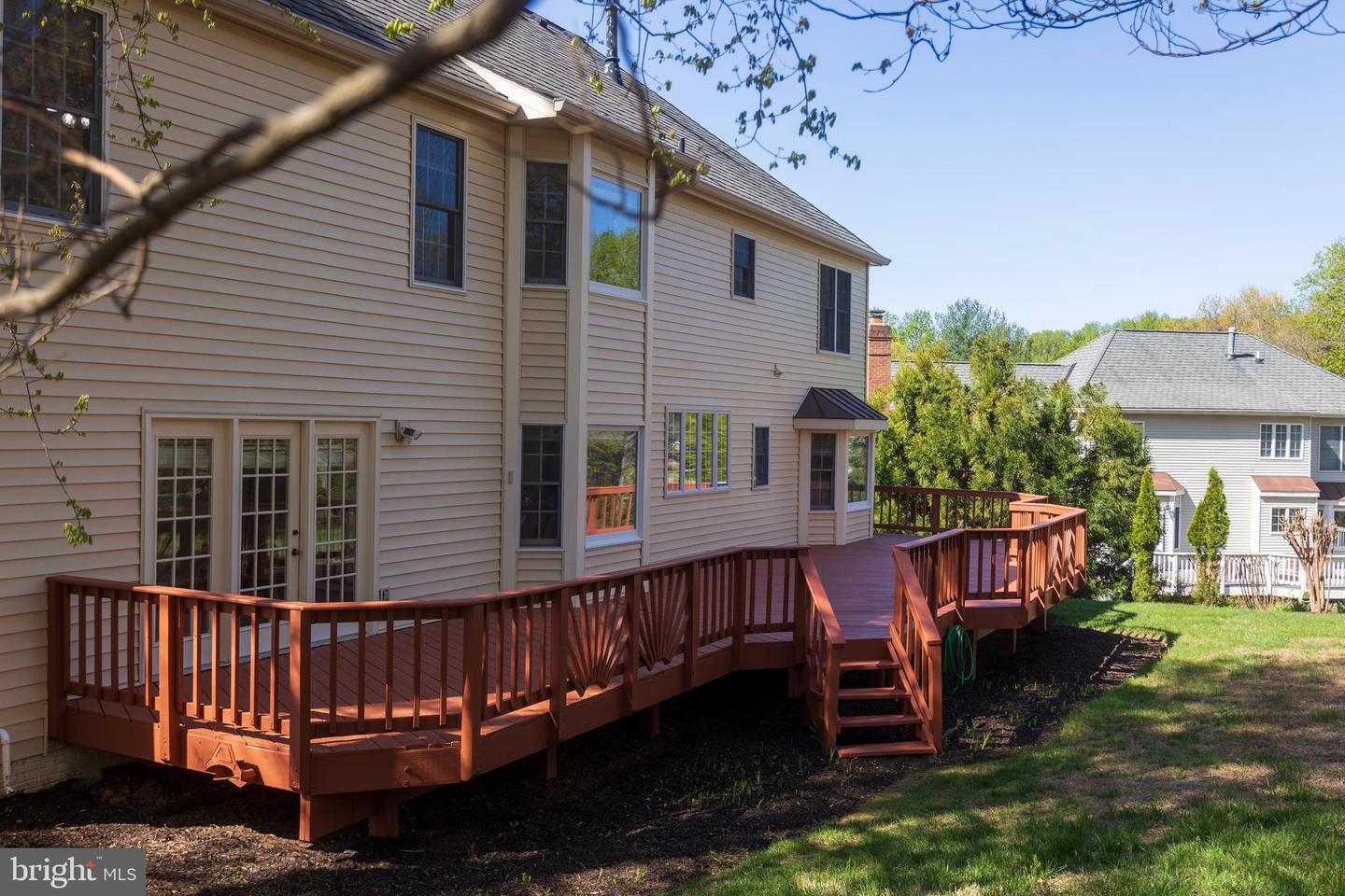 11102 BOWEN AVE, GREAT FALLS, Virginia 22066, 4 Bedrooms Bedrooms, ,3 BathroomsBathrooms,Residential,For sale,11102 BOWEN AVE,VAFX2234982 MLS # VAFX2234982