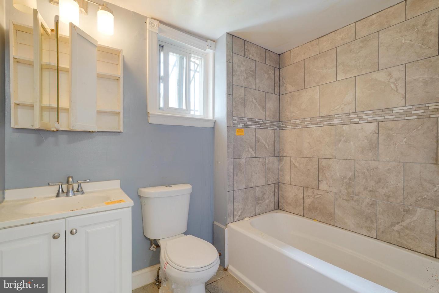 3832 HALLEY TER SE, WASHINGTON, District Of Columbia 20032, 2 Bedrooms Bedrooms, ,1 BathroomBathrooms,Residential,For sale,3832 HALLEY TER SE,DCDC2196158 MLS # DCDC2196158