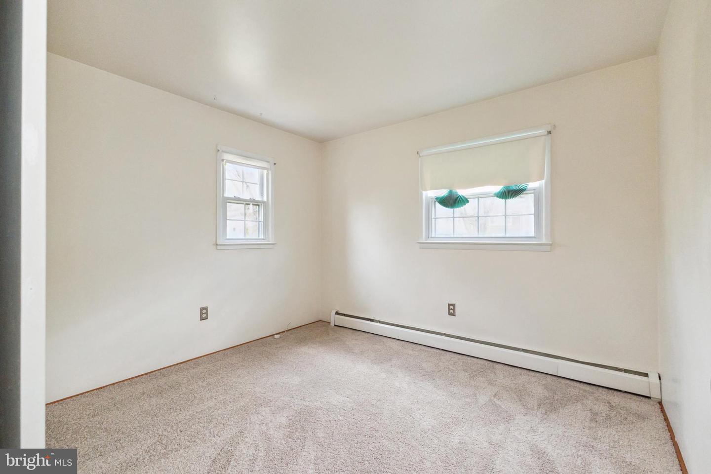 3803 DANBURY CT, WOODBRIDGE, Virginia 22193, 4 Bedrooms Bedrooms, ,2 BathroomsBathrooms,Residential,For sale,3803 DANBURY CT,VAPW2092418 MLS # VAPW2092418