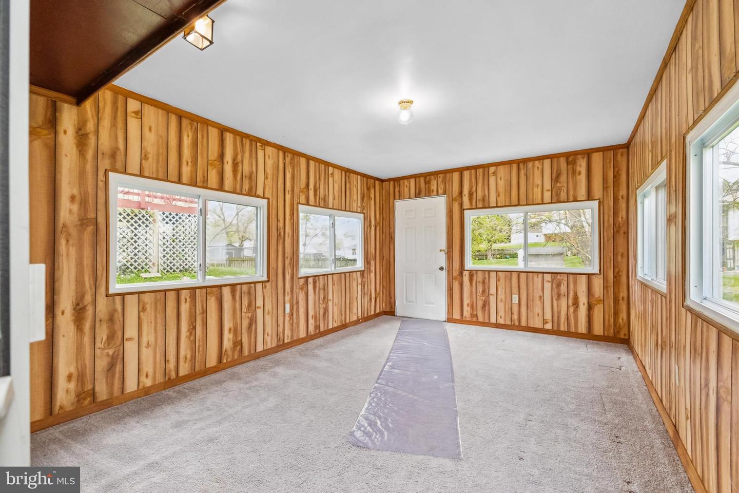 3803 DANBURY CT, WOODBRIDGE, Virginia 22193, 4 Bedrooms Bedrooms, ,2 BathroomsBathrooms,Residential,For sale,3803 DANBURY CT,VAPW2092418 MLS # VAPW2092418
