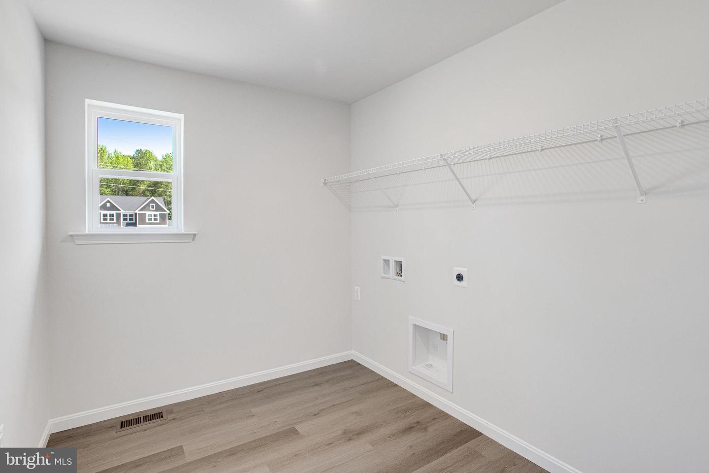 7123 BRAXTON CT, RUTHER GLEN, Virginia 22546, 3 Bedrooms Bedrooms, ,2 BathroomsBathrooms,Residential,For sale,7123 BRAXTON CT,VACV2007708 MLS # VACV2007708