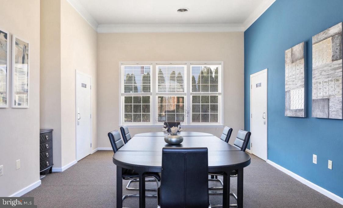 673 CONSTELLATION SQ SE #H, LEESBURG, Virginia 20175, 2 Bedrooms Bedrooms, ,1 BathroomBathrooms,Residential,For sale,673 CONSTELLATION SQ SE #H,VALO2094290 MLS # VALO2094290