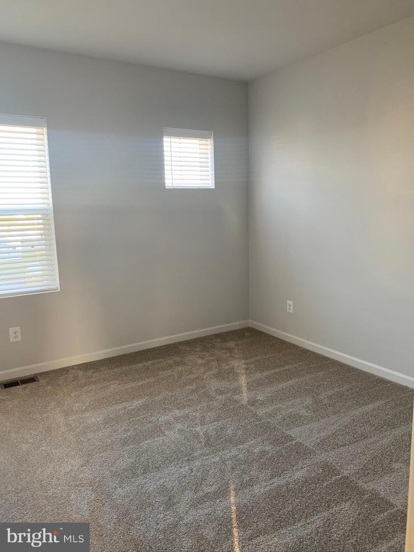 210 PARKLAND DR, STEPHENSON, Virginia 22656, 3 Bedrooms Bedrooms, ,2 BathroomsBathrooms,Residential,For sale,210 PARKLAND DR,VAFV2033300 MLS # VAFV2033300