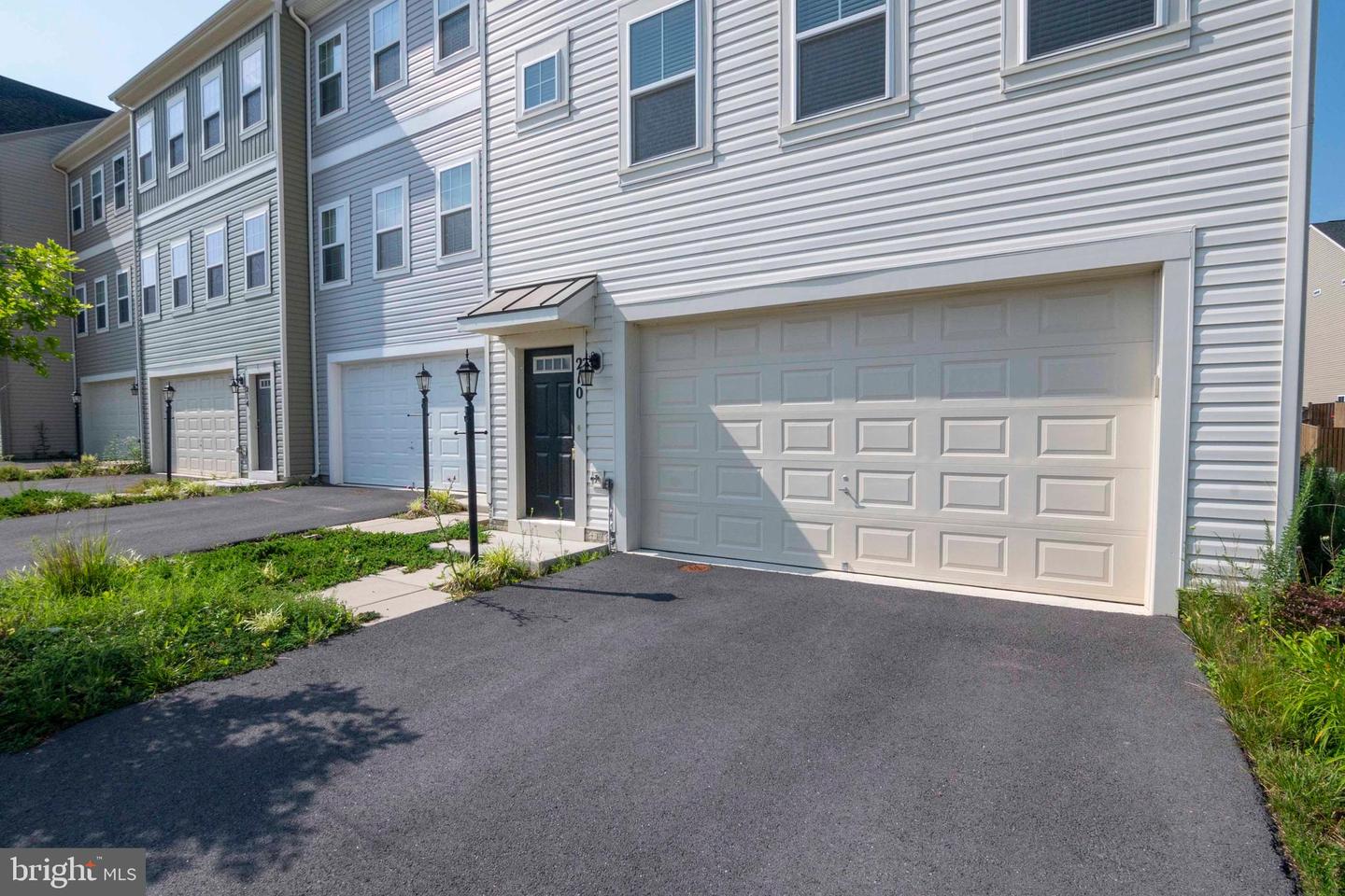 210 PARKLAND DR, STEPHENSON, Virginia 22656, 3 Bedrooms Bedrooms, ,2 BathroomsBathrooms,Residential,For sale,210 PARKLAND DR,VAFV2033300 MLS # VAFV2033300