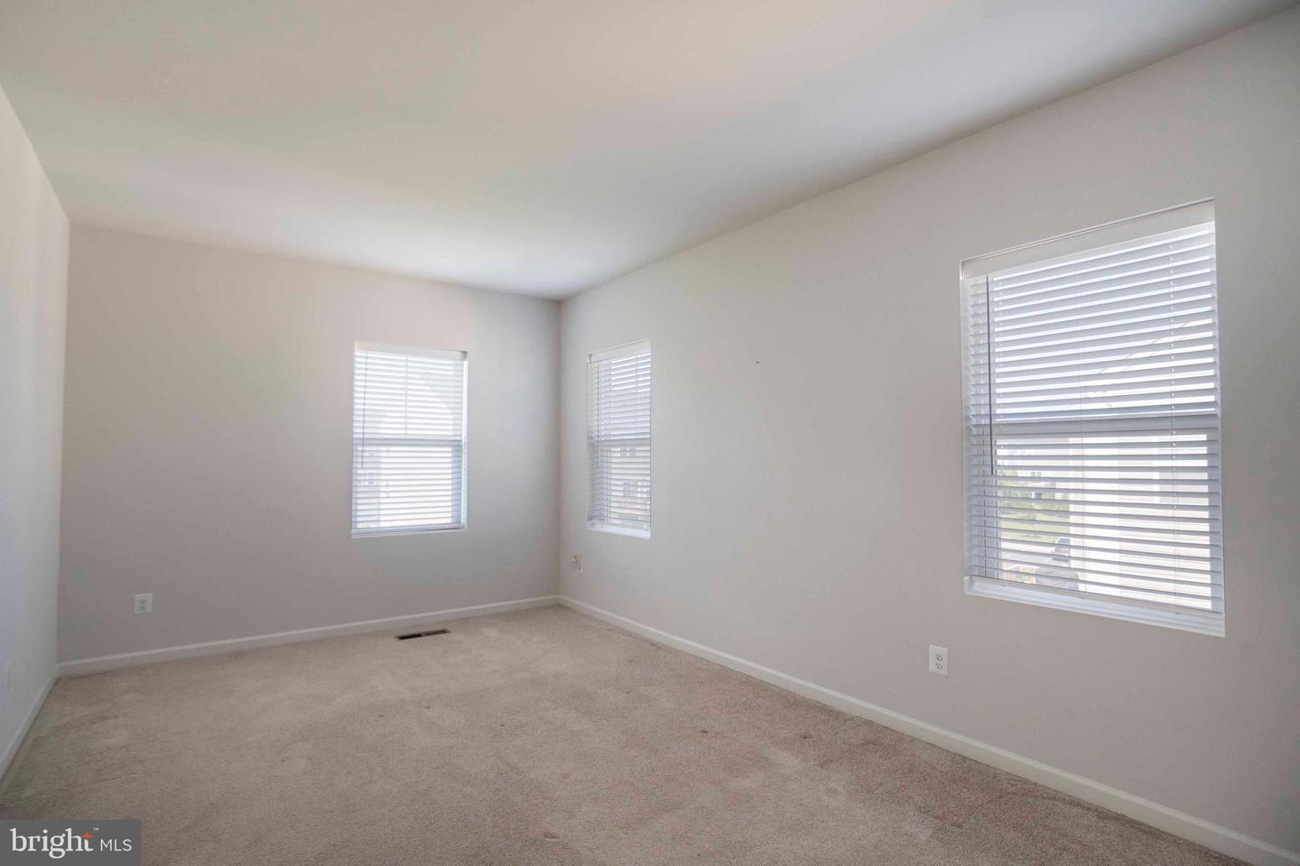 210 PARKLAND DR, STEPHENSON, Virginia 22656, 3 Bedrooms Bedrooms, ,2 BathroomsBathrooms,Residential,For sale,210 PARKLAND DR,VAFV2033300 MLS # VAFV2033300