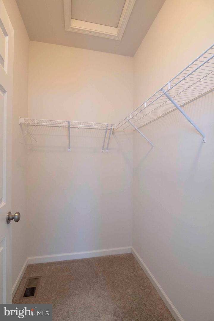 210 PARKLAND DR, STEPHENSON, Virginia 22656, 3 Bedrooms Bedrooms, ,2 BathroomsBathrooms,Residential,For sale,210 PARKLAND DR,VAFV2033300 MLS # VAFV2033300
