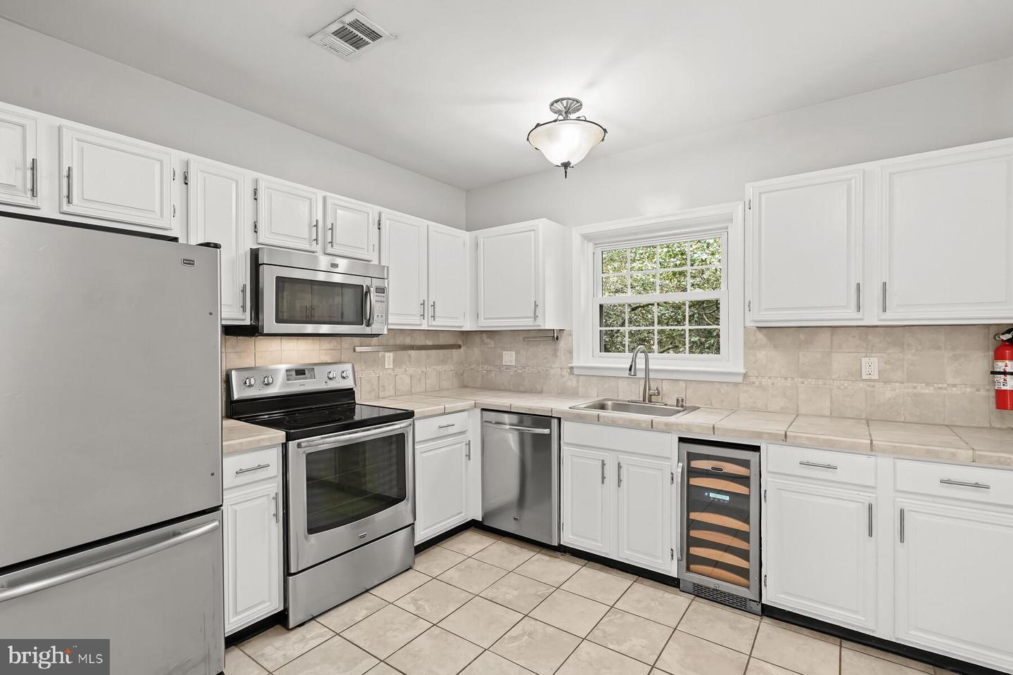 4305 MASSACHUSETTS AVE NW, WASHINGTON, District Of Columbia 20016, 2 Bedrooms Bedrooms, ,2 BathroomsBathrooms,Residential,For sale,4305 MASSACHUSETTS AVE NW,DCDC2194782 MLS # DCDC2194782