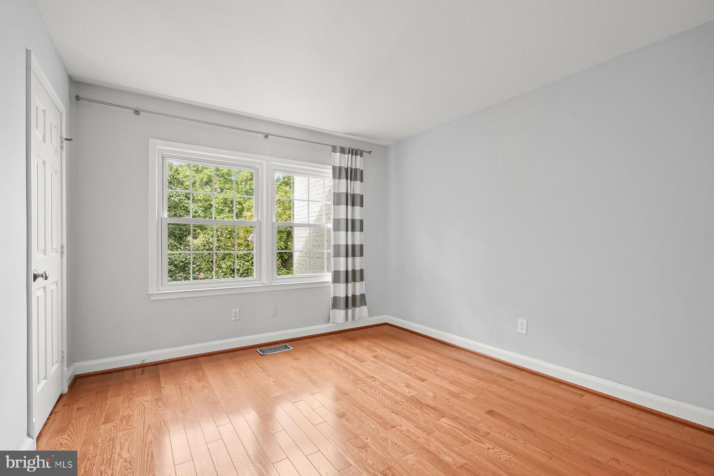 4305 MASSACHUSETTS AVE NW, WASHINGTON, District Of Columbia 20016, 2 Bedrooms Bedrooms, ,2 BathroomsBathrooms,Residential,For sale,4305 MASSACHUSETTS AVE NW,DCDC2194782 MLS # DCDC2194782