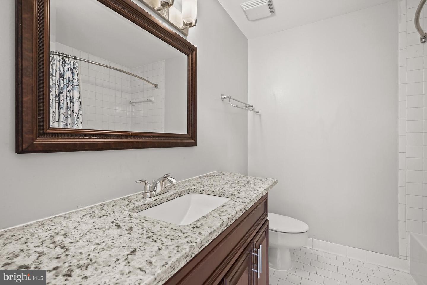4305 MASSACHUSETTS AVE NW, WASHINGTON, District Of Columbia 20016, 2 Bedrooms Bedrooms, ,2 BathroomsBathrooms,Residential,For sale,4305 MASSACHUSETTS AVE NW,DCDC2194782 MLS # DCDC2194782