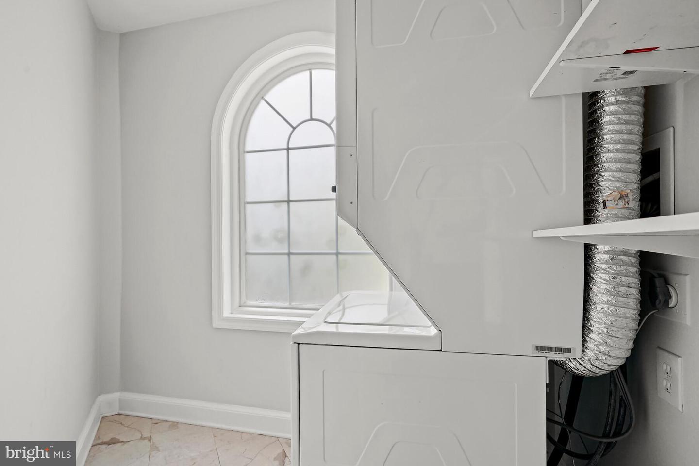 4305 MASSACHUSETTS AVE NW, WASHINGTON, District Of Columbia 20016, 2 Bedrooms Bedrooms, ,2 BathroomsBathrooms,Residential,For sale,4305 MASSACHUSETTS AVE NW,DCDC2194782 MLS # DCDC2194782
