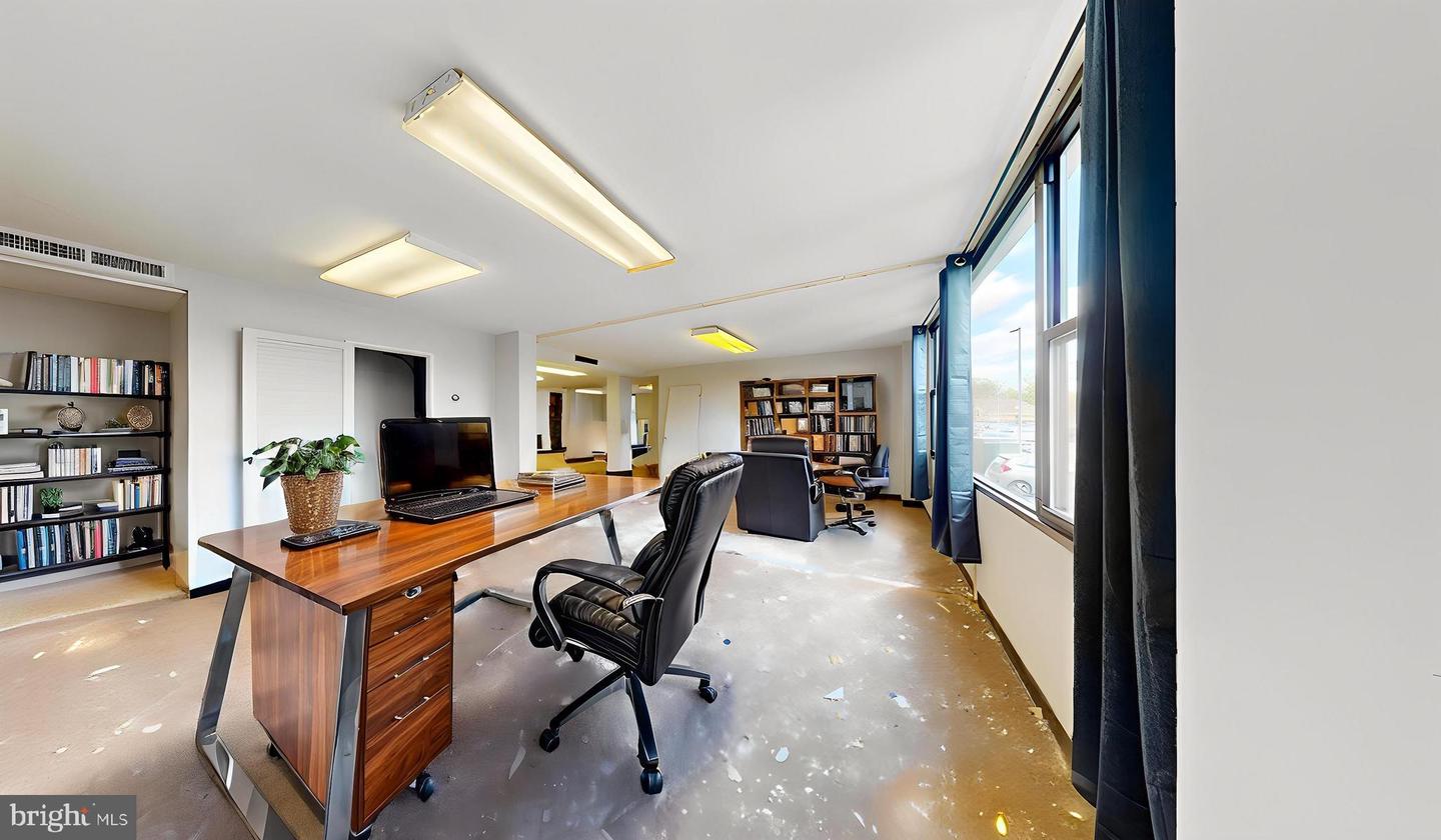 4600 DUKE ST #419 / 420, ALEXANDRIA, Virginia 22304, ,Land,For sale,4600 DUKE ST #419 / 420,VAAX2044202 MLS # VAAX2044202