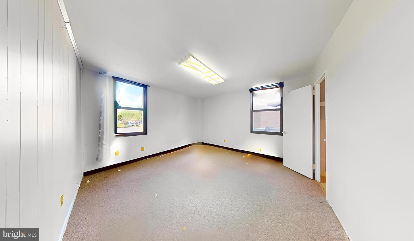 4600 DUKE ST #419 / 420, ALEXANDRIA, Virginia 22304, ,Land,For sale,4600 DUKE ST #419 / 420,VAAX2044202 MLS # VAAX2044202