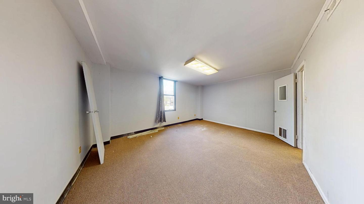 4600 DUKE ST #419 / 420, ALEXANDRIA, Virginia 22304, ,Land,For sale,4600 DUKE ST #419 / 420,VAAX2044202 MLS # VAAX2044202