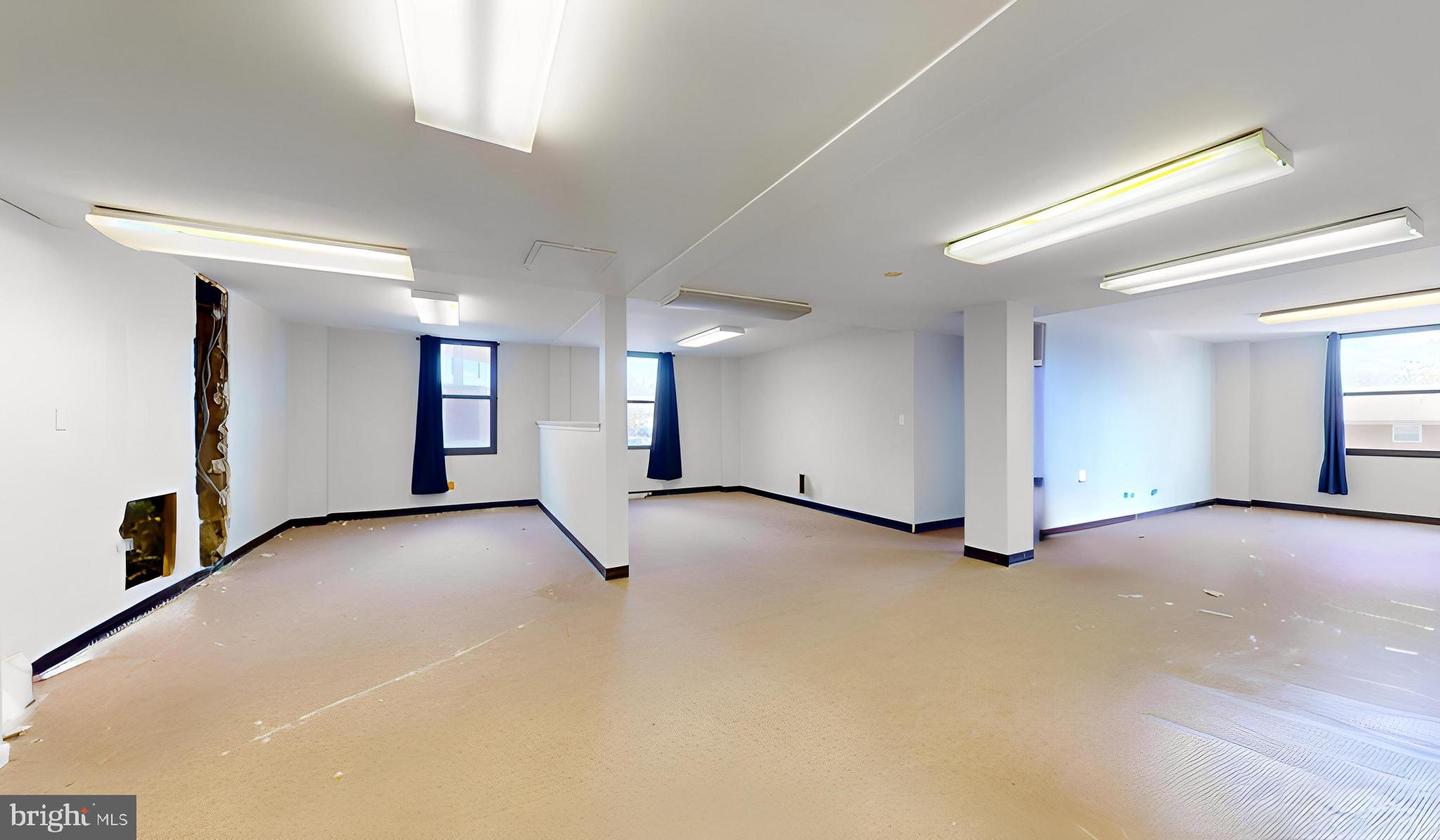 4600 DUKE ST #419 / 420, ALEXANDRIA, Virginia 22304, ,Land,For sale,4600 DUKE ST #419 / 420,VAAX2044202 MLS # VAAX2044202