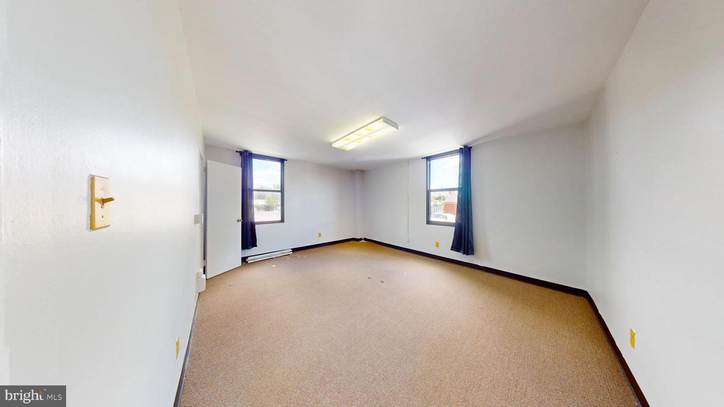 4600 DUKE ST #419 / 420, ALEXANDRIA, Virginia 22304, ,Land,For sale,4600 DUKE ST #419 / 420,VAAX2044202 MLS # VAAX2044202