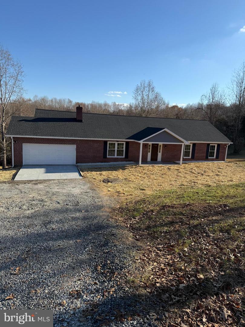 19196 FERGUSON LN, JEFFERSONTON, Virginia 22724, 3 Bedrooms Bedrooms, ,2 BathroomsBathrooms,Residential,For sale,19196 FERGUSON LN,VACU2009388 MLS # VACU2009388